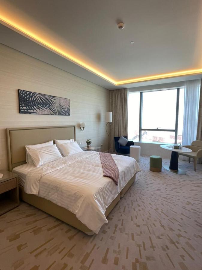 Palm Tower Palm Jumeirah Dubái Exterior foto